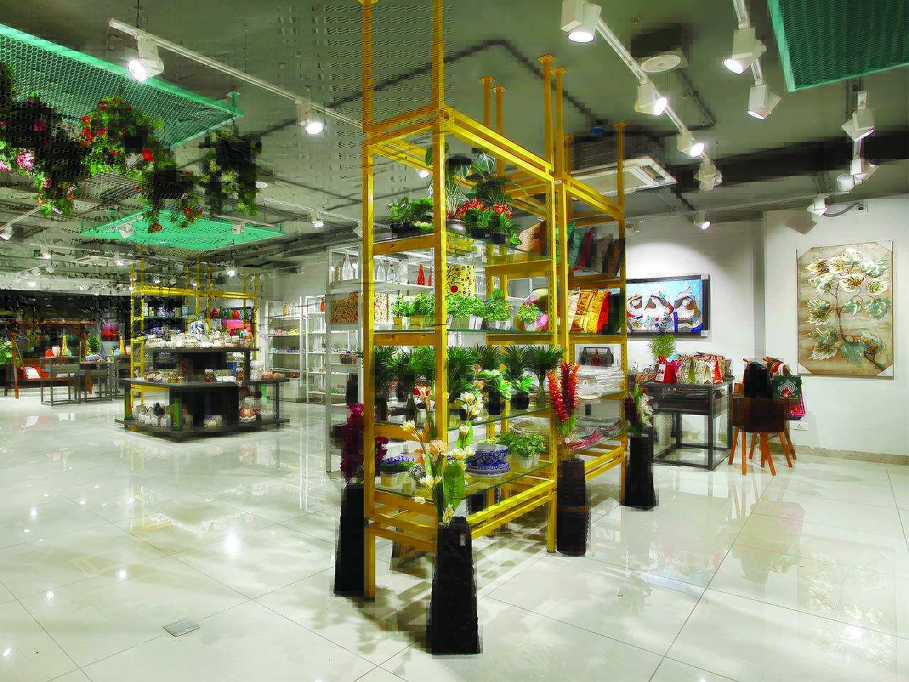 Home decor display at the Tesor retail store